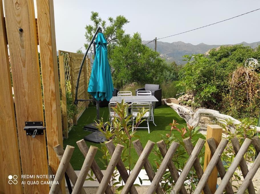 Duplex Avec Jardin, Proche Village Calenzana Eksteriør billede